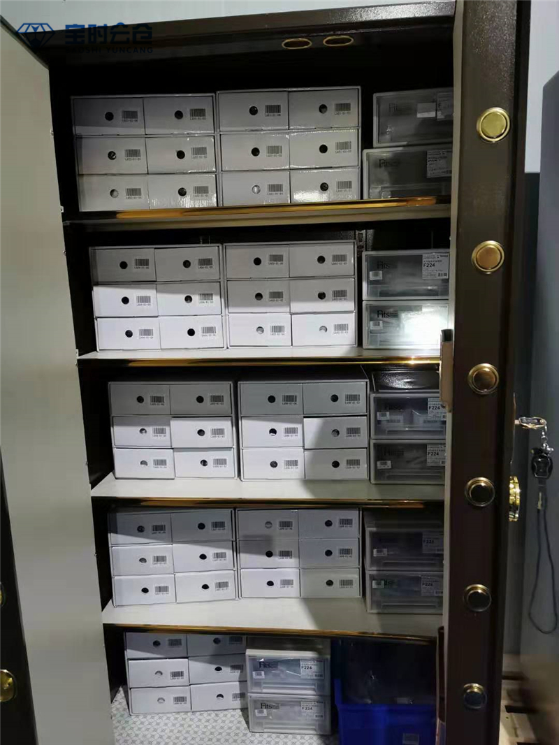 Jewelry storage (3).jpg